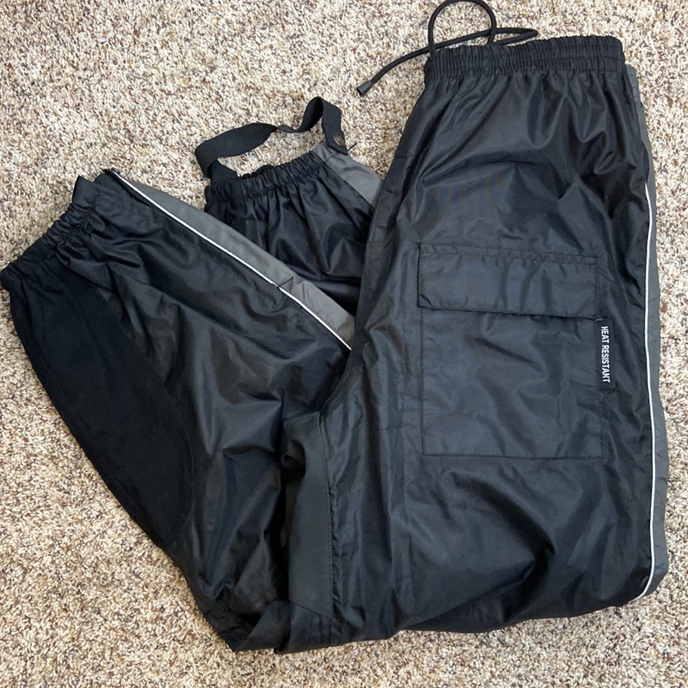 NEXGEN heat resistant water resistant motorcycle pants, mens large, inseam 29”